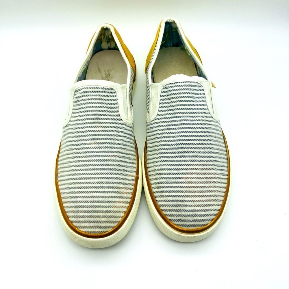 Tommy Bahama Women’s Striped Slip-On Shoes 8